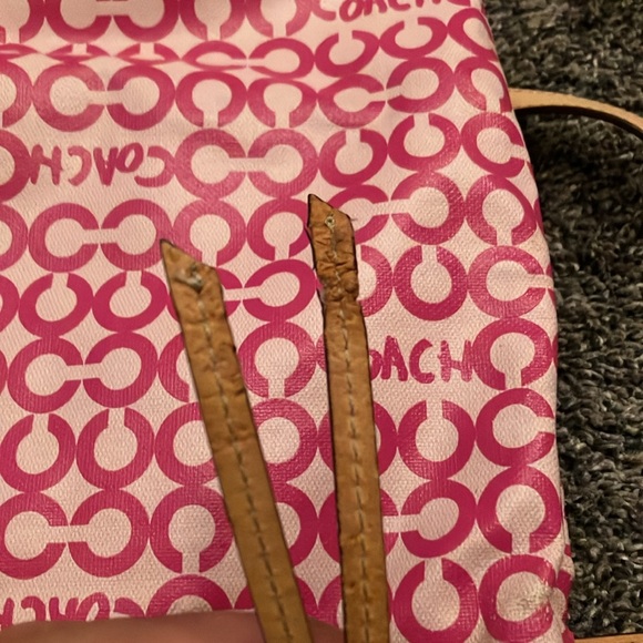 Pink:White Coach Bag - Picture 5 of 5